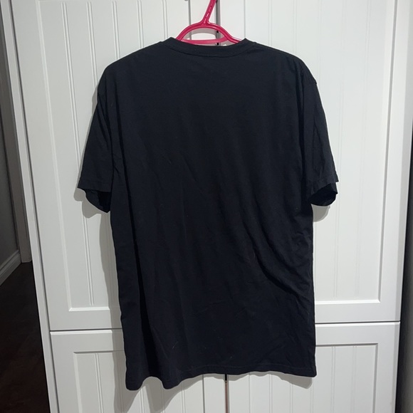 excellent condition tee shirt - Picture 4 of 4